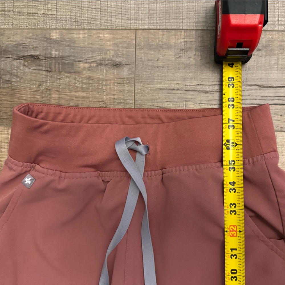 Figs Women's Burgundy Scrub Pants (S) - Picture 2 of 4